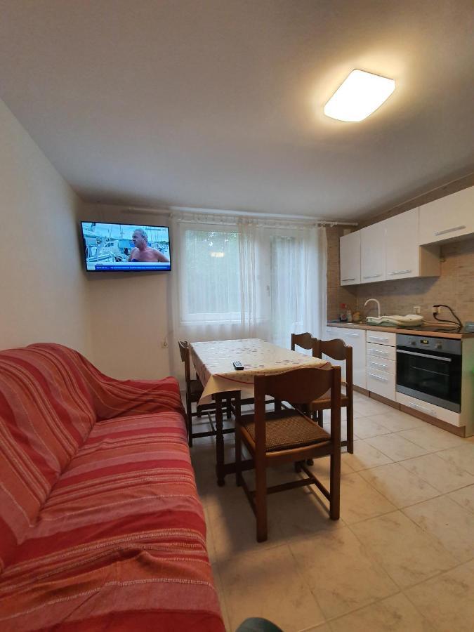 Apartman Runolist Delnice Luaran gambar